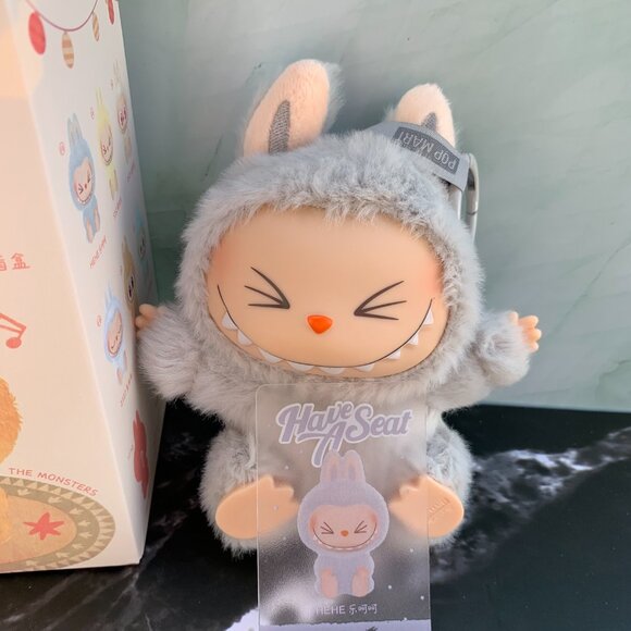 POP MART Have A Seat Labubu HEHE - Picture 2 of 7